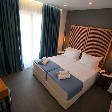 Hotel Blue Eye 4*