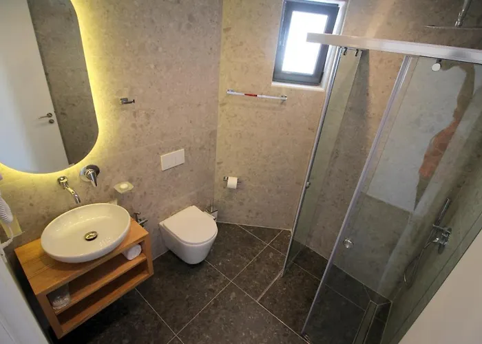 Blue Eye Hotel Ksamil