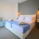 Hotel Blue Eye 4*