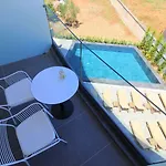 Hotel Blue Eye 4*