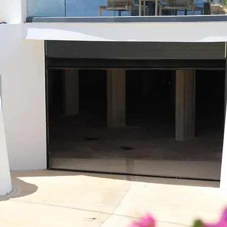 Blue Eye Отель Ксамил