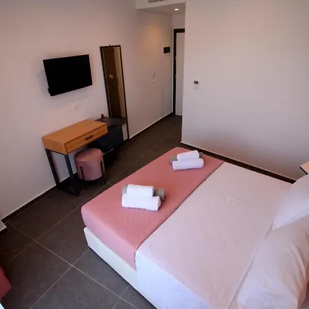 Blue Eye Hotel